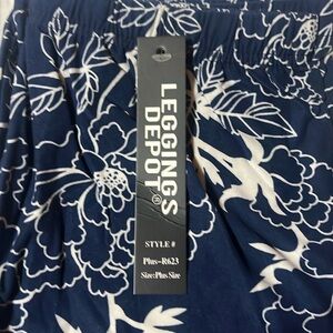 Leggings Depot Navy Floral Leggings